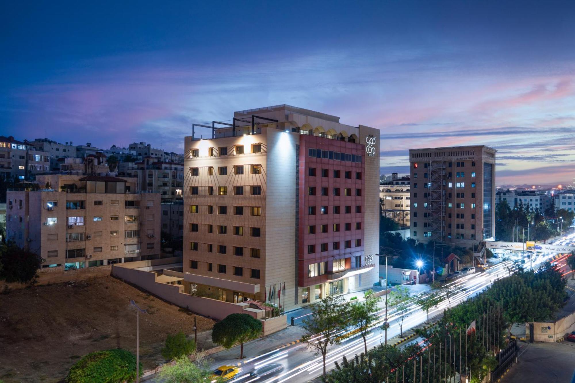 Corp Amman Hotel Esterno foto